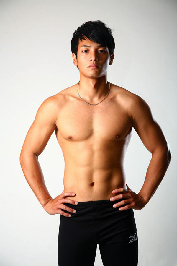 Young Thai Gay Escort Model In Bangkok Noom 